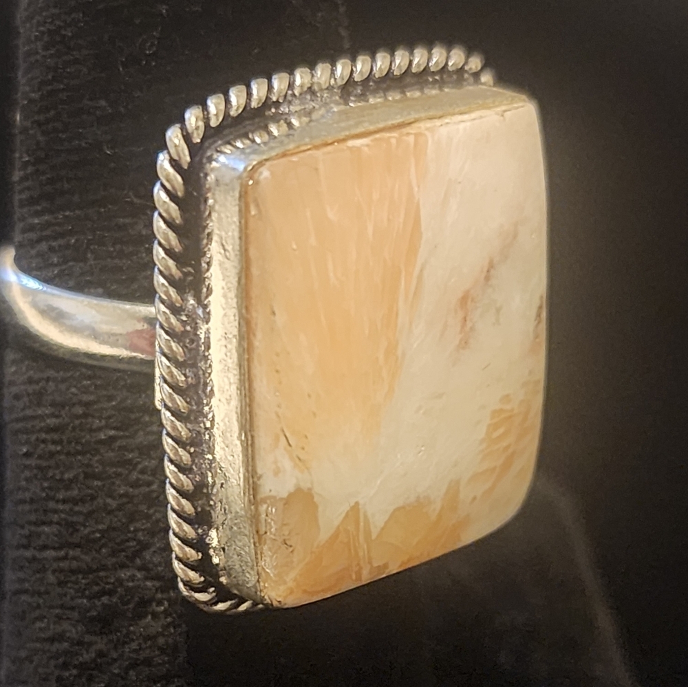 Scolecite Ring ♥️